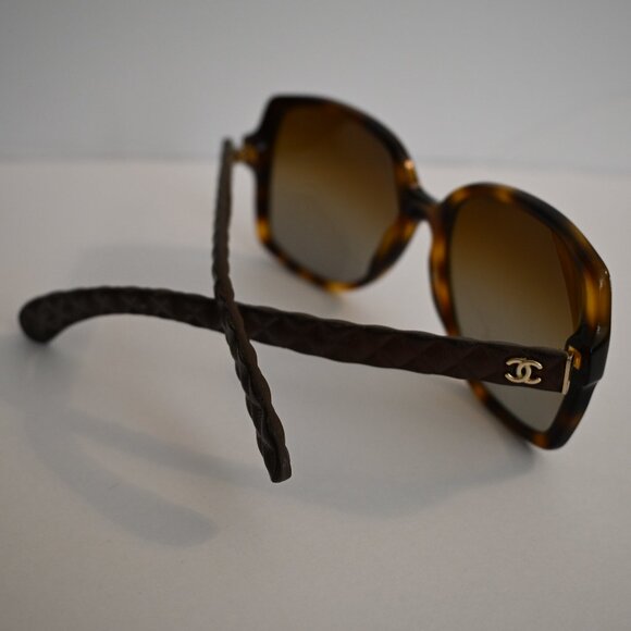 CHANEL Brown Sunglasses with Braided Arms - Picture 2 of 5